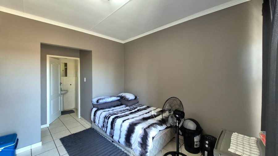 2 Bedroom Property for Sale in Die Bult North West